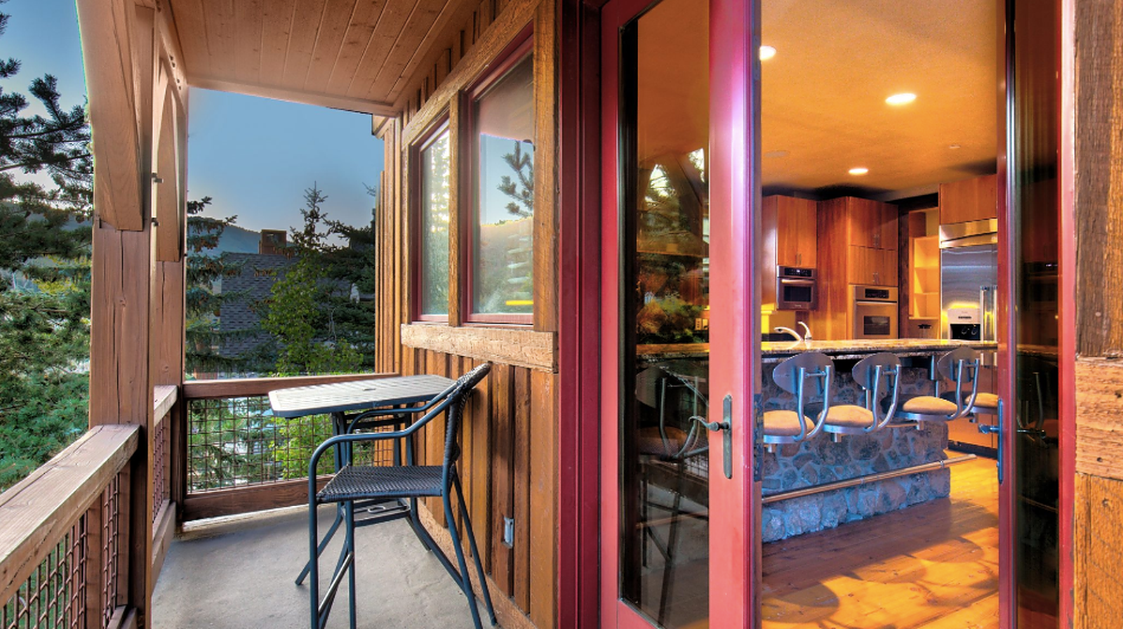 Valley House - Image 11